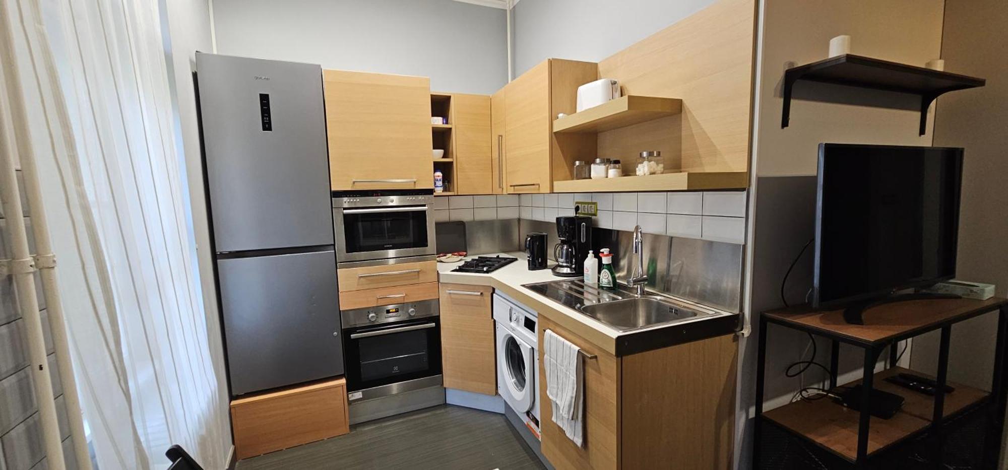 Central Dob Apartman Budapest Eksteriør bilde